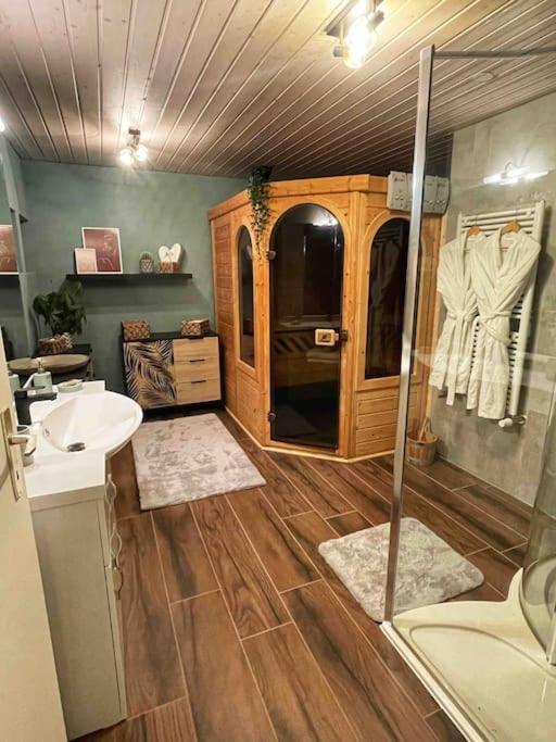 L'Echo Des Bois - Studio Cocooning Avec Sauna L'Abergement ภายนอก รูปภาพ